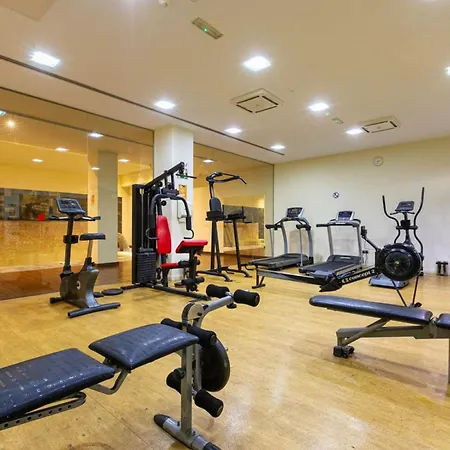Luxury Ground Floor With Facilities * אסטפונה